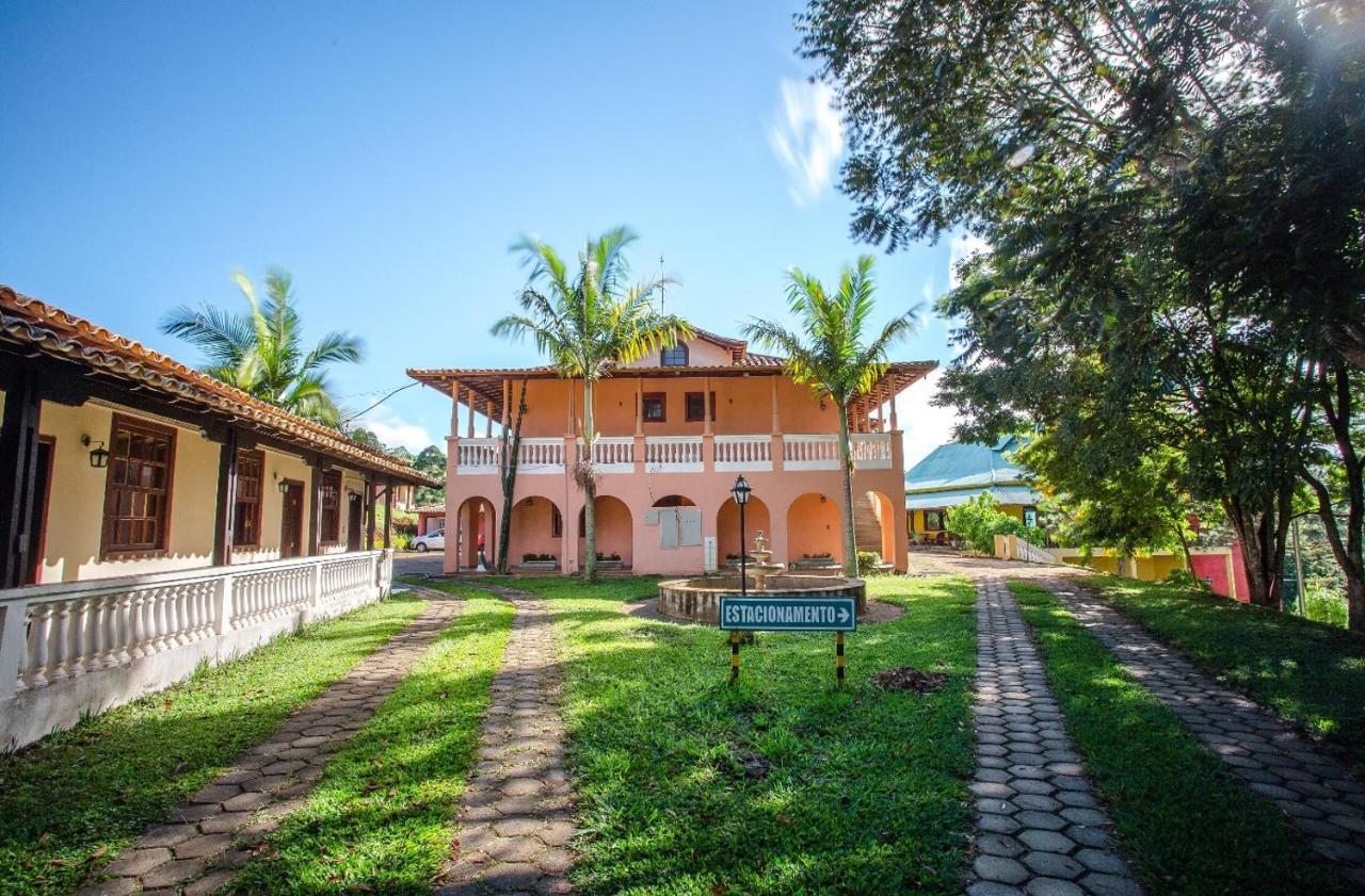 Hotel Fazenda Morada Do Imperador Барбасена Екстериор снимка