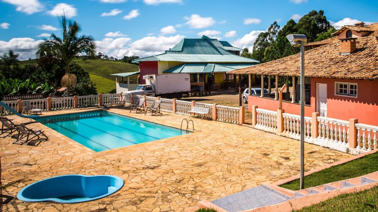 Hotel Fazenda Morada Do Imperador Барбасена Екстериор снимка